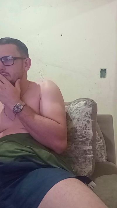 jhon32_hot live cam on Cam4