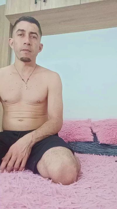 jhon_blessedxxx live cam on Cam4