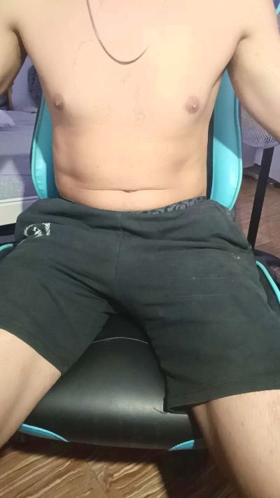 jhonve_hot live cam on Cam4