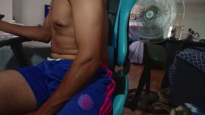 jhonve_hot live cam on Cam4