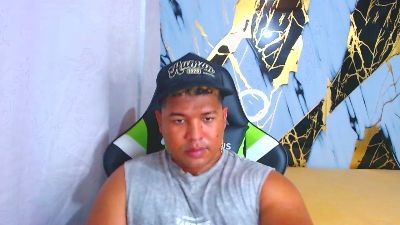 jhor_brown live cam on Cam4