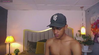 jhos_padill live cam on Cam4
