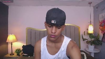 jhos_padill live cam on Cam4