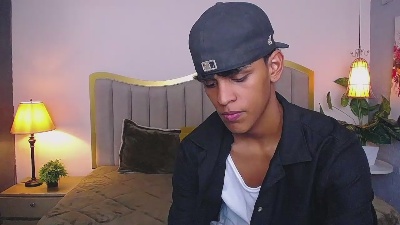 jhos_padill live cam on Cam4