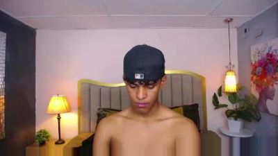 jhos_padill live cam on Cam4