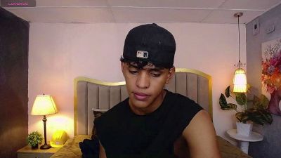 jhos_padill live cam on Cam4