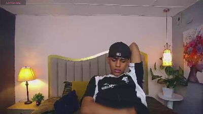 jhos_padill live cam on Cam4