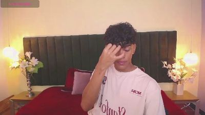 jhos_padill live cam on Cam4
