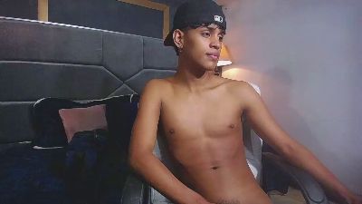 jhos_padill live cam on Cam4