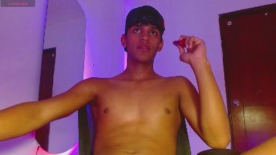 jhos_padill live cam on Cam4