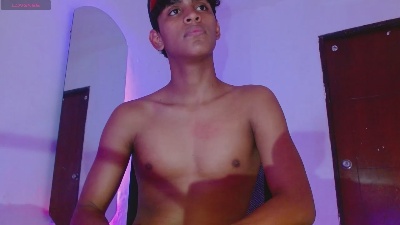 jhos_padill live cam on Cam4