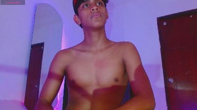 jhos_padill live cam on Cam4