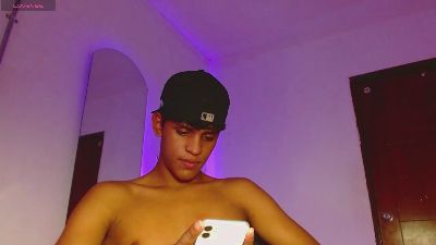 jhos_padill live cam on Cam4
