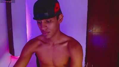 jhos_padill live cam on Cam4