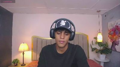 jhos_padill live cam on Cam4