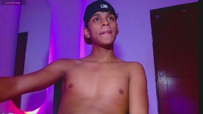jhos_padill live cam on Cam4
