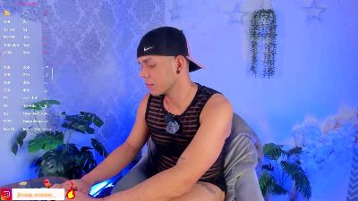 jhosepmoreno live cam on Cam4