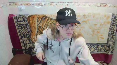 jinnbookkk live cam on Cam4