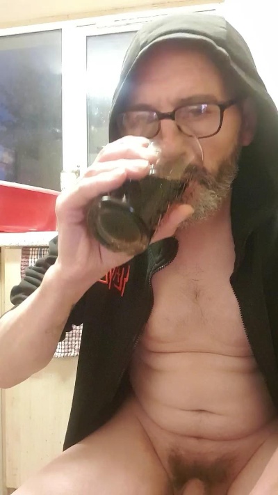 jizzdick2 live cam on Cam4