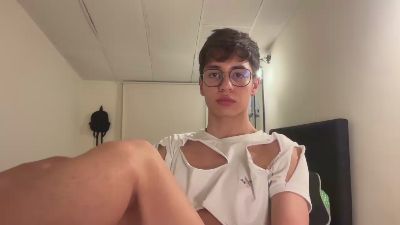 jkneed4s live cam on Cam4