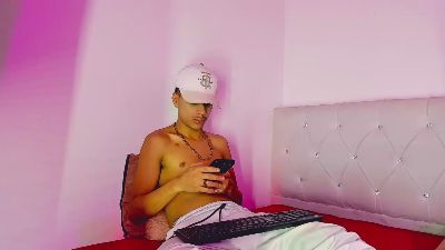 jl_brayan1 live cam on Cam4