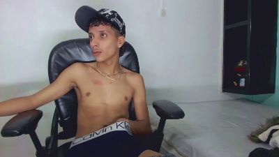 jl_brayan1 live cam on Cam4