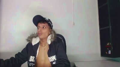 jl_brayan1 live cam on Cam4