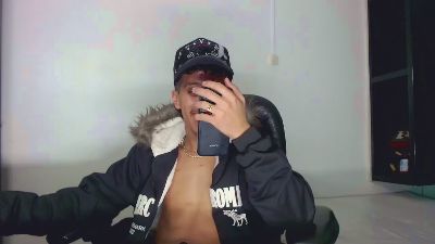jl_brayan1 live cam on Cam4