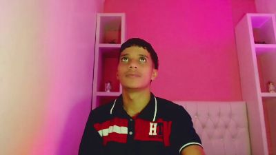 jl_brayan1 live cam on Cam4