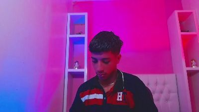 jl_brayan1 live cam on Cam4