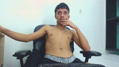jl_brayan1 live cam on Cam4