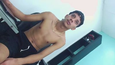 jl_brayan1 live cam on Cam4