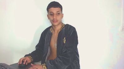jl_brayan1 live cam on Cam4