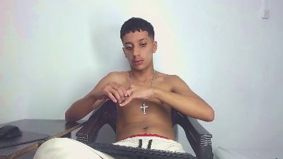 jl_brayan1 live cam on Cam4