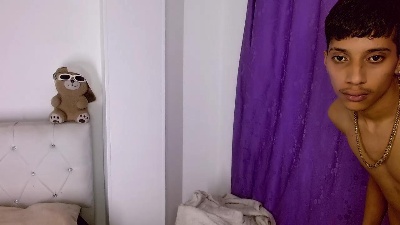 jl_brayan1 live cam on Cam4