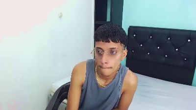 jl_brayan1 live cam on Cam4