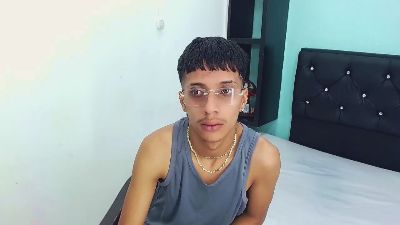 jl_brayan1 live cam on Cam4