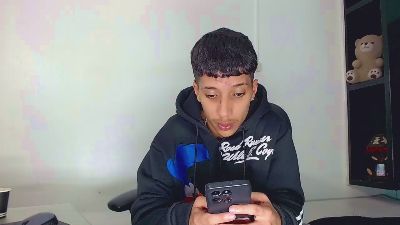 jl_brayan1 live cam on Cam4