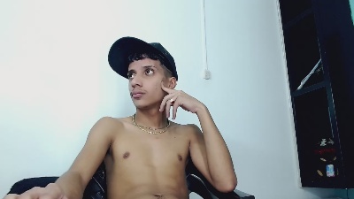 jl_brayan1 live cam on Cam4