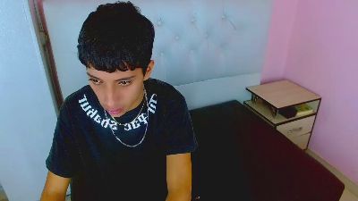 jl_brayan1 live cam on Cam4