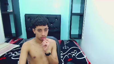 jl_brayan1 live cam on Cam4