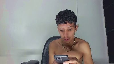 jl_brayan1 live cam on Cam4
