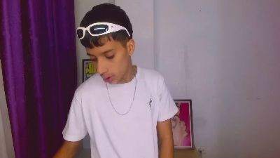 jl_brayan1 live cam on Cam4