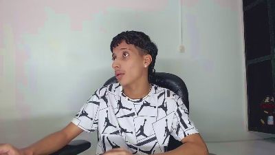 jl_brayan1 live cam on Cam4