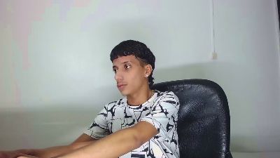jl_brayan1 live cam on Cam4