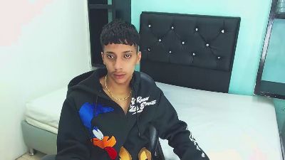 jl_brayan1 live cam on Cam4