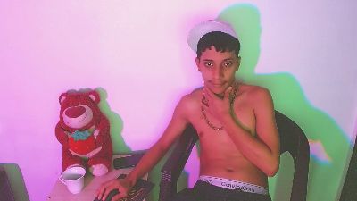 jl_brayan1 live cam on Cam4