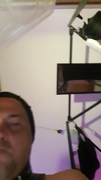 jmkr68 live cam on Cam4