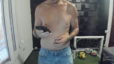 joaquin420_hot live cam on Cam4