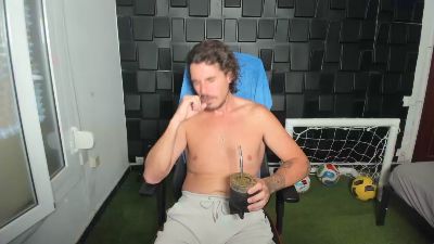 joaquin420_hot live cam on Cam4